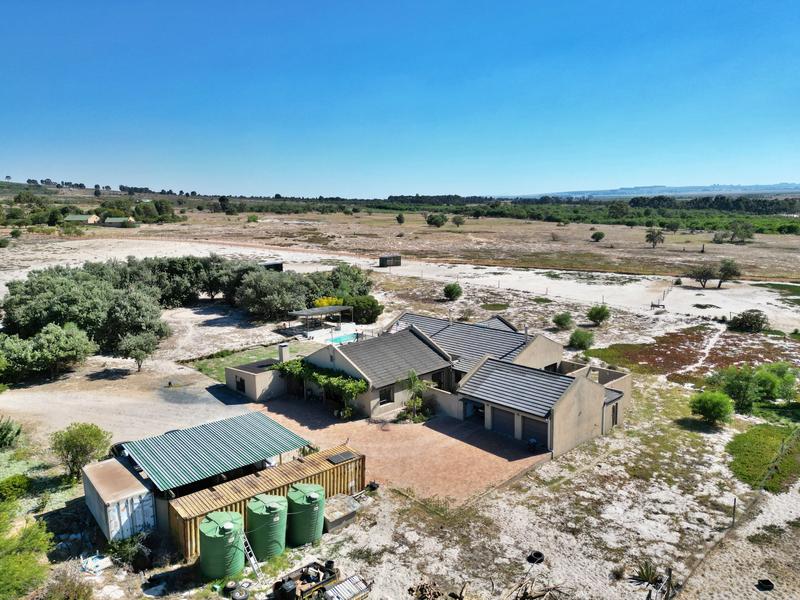 5 Bedroom Property for Sale in Klein Dassenberg Western Cape